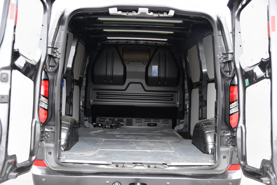 Ford Transit Custom 300 2.0 TDCI L1H1 Limited PB Edition Adaptieve Cruise, Camera, Carplay, LED, Stoelverwarming, 170pk, Automaat, Sensoren, Trekhaak, Sensoren, Uniek!