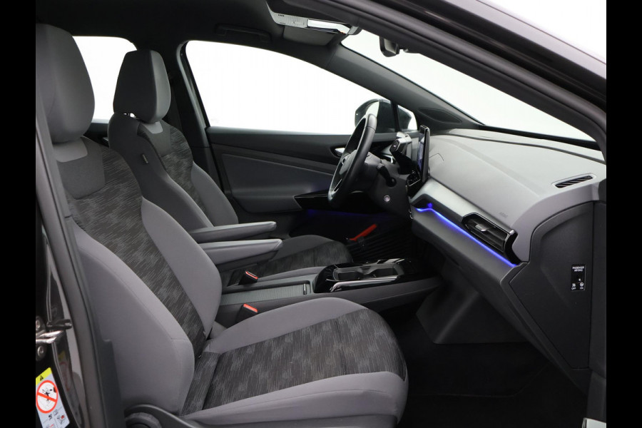 Volkswagen ID.4 PRO 77 kWh + ADAPTIVE CRUISE | STUURVERW. | STOELVERW. | SFEERVERLICHTING | DRAADLOZE CARPLAY