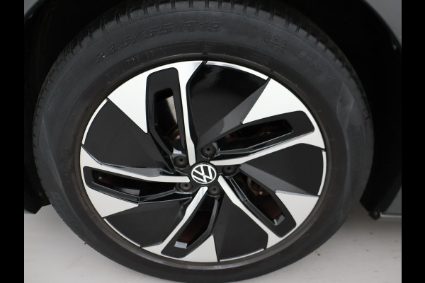 Volkswagen ID.4 PRO 77 kWh + ADAPTIVE CRUISE | STUURVERW. | STOELVERW. | SFEERVERLICHTING | DRAADLOZE CARPLAY