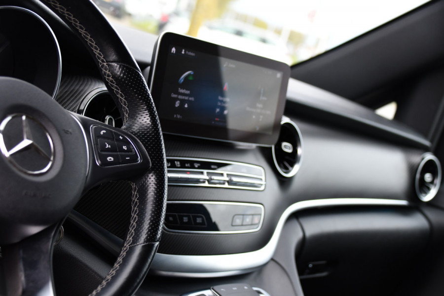 Mercedes-Benz V-Klasse 300d AMG Black Edition Camera, Cruise, Carplay, LED, 2 x Schuifdeur, 237pk, Automaat, Leder, Automaat, Multimedia, Stoelverwarming, Uniek!