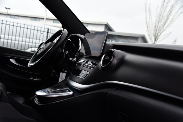 Mercedes-Benz V-Klasse 300d AMG Black Edition Camera, Cruise, Carplay, LED, 2 x Schuifdeur, 237pk, Automaat, Leder, Automaat, Multimedia, Stoelverwarming, Uniek!