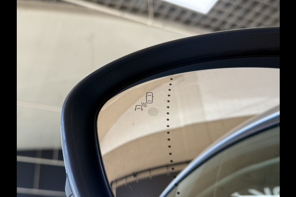 Renault Captur 1.3 TCe 155 Edition One | Pano | 360 | Bose | Stoel&Stuurverwarming | 18" |  Groot Navi | ACC | Dodehoek | 100% onderhouden!