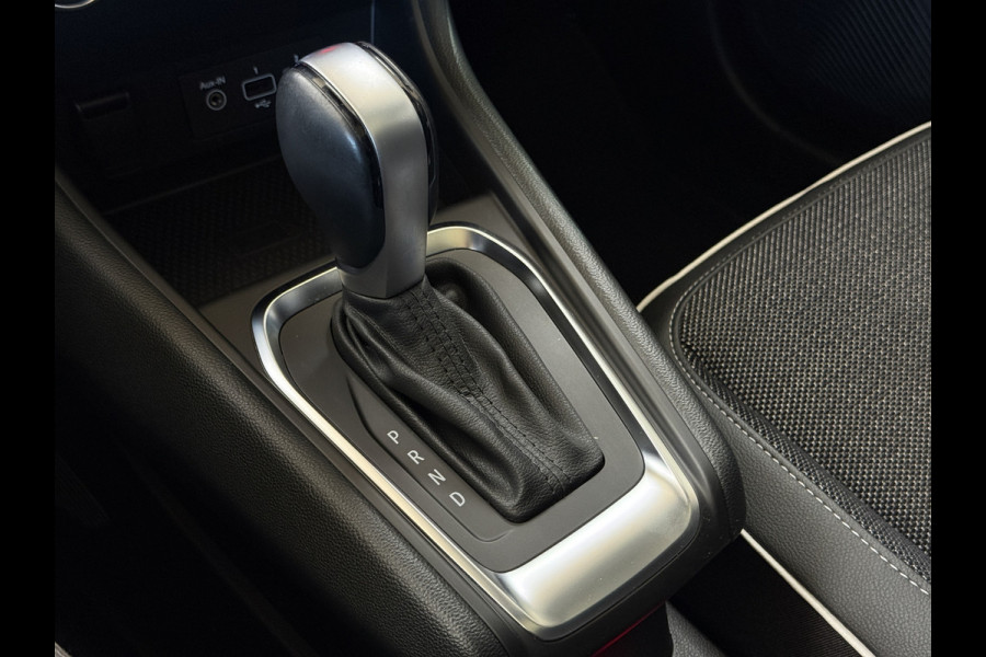 Renault Captur 1.3 TCe 155 Edition One | Pano | 360 | Bose | Stoel&Stuurverwarming | 18" |  Groot Navi | ACC | Dodehoek | 100% onderhouden!