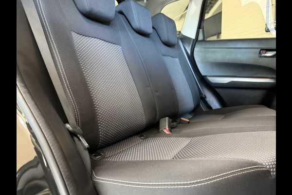Suzuki Vitara 1.4 Boosterjet Comfort | Navi | Stoelverwarming | 17" | Camera | Carplay | Cruise | 100% onderhouden