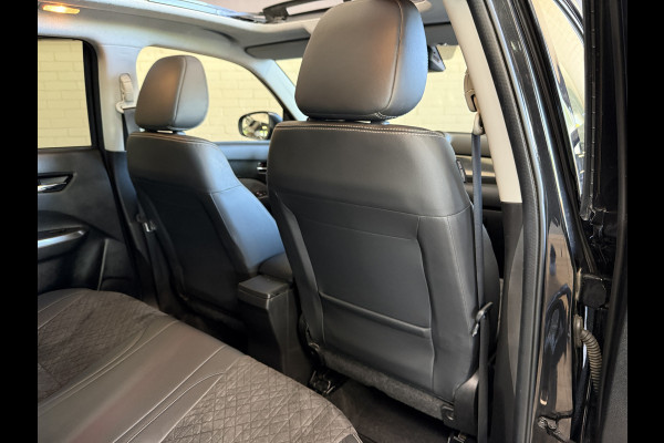 Suzuki Vitara 1.4 Boosterjet AllGrip Comfort | Trekhaak | Pano | 17" | Carplay | Camera | ACC | Dodehoek | Stoelverwarming | 100% onderhouden!