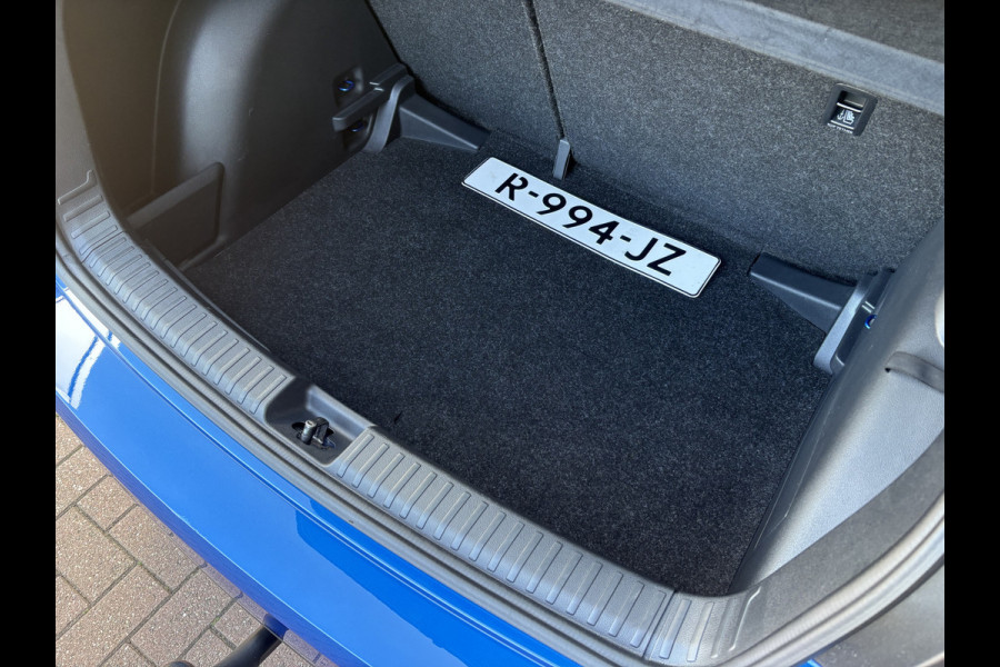 Škoda Fabia 1.0 TSi 95pk Ambition 5-drs. CARPLAY/CRUISE/PDC/TREKHAAK/STOELVERWARMING