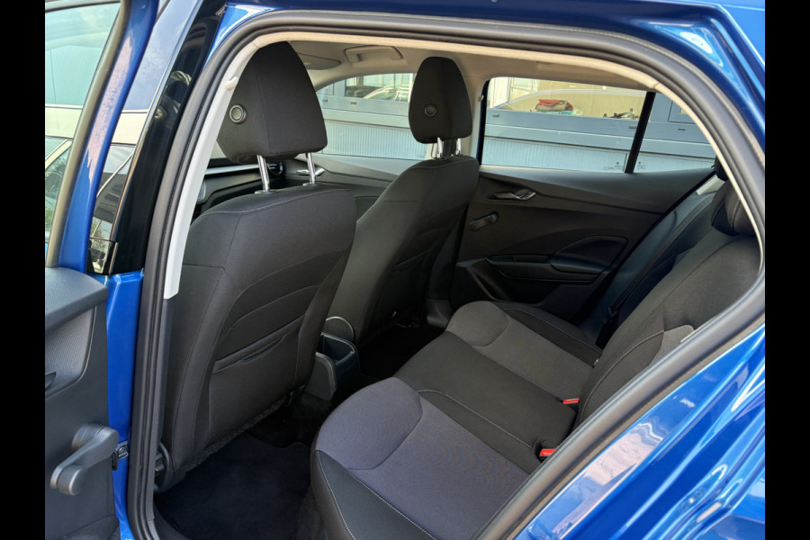 Škoda Fabia 1.0 TSi 95pk Ambition 5-drs. CARPLAY/CRUISE/PDC/TREKHAAK/STOELVERWARMING