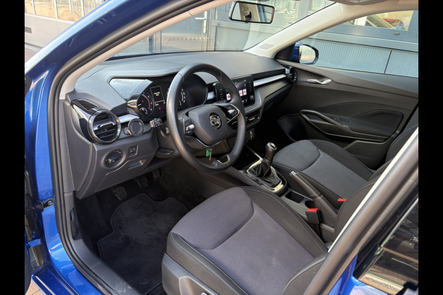 Škoda Fabia 1.0 TSi 95pk Ambition 5-drs. CARPLAY/CRUISE/PDC/TREKHAAK/STOELVERWARMING
