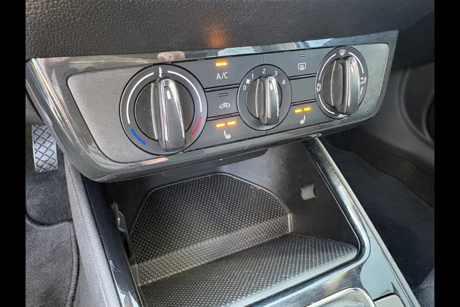 Škoda Fabia 1.0 TSi 95pk Ambition 5-drs. CARPLAY/CRUISE/PDC/TREKHAAK/STOELVERWARMING