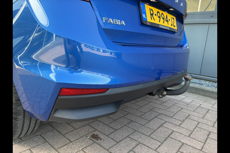 Škoda Fabia 1.0 TSi 95pk Ambition 5-drs. CARPLAY/CRUISE/PDC/TREKHAAK/STOELVERWARMING