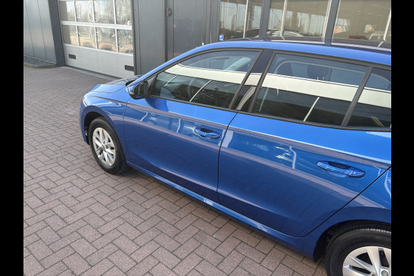 Škoda Fabia 1.0 TSi 95pk Ambition 5-drs. CARPLAY/CRUISE/PDC/TREKHAAK/STOELVERWARMING