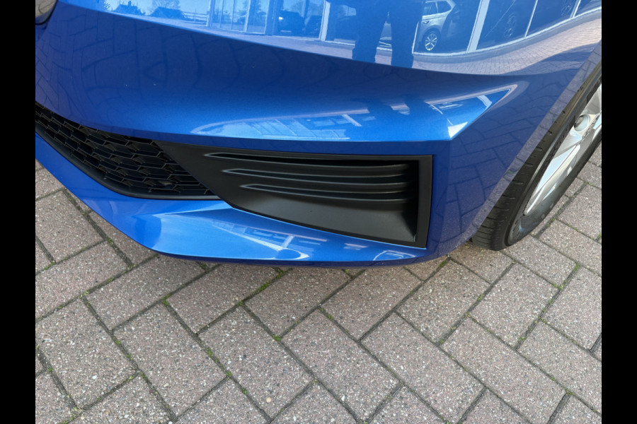 Škoda Fabia 1.0 TSi 95pk Ambition 5-drs. CARPLAY/CRUISE/PDC/TREKHAAK/STOELVERWARMING