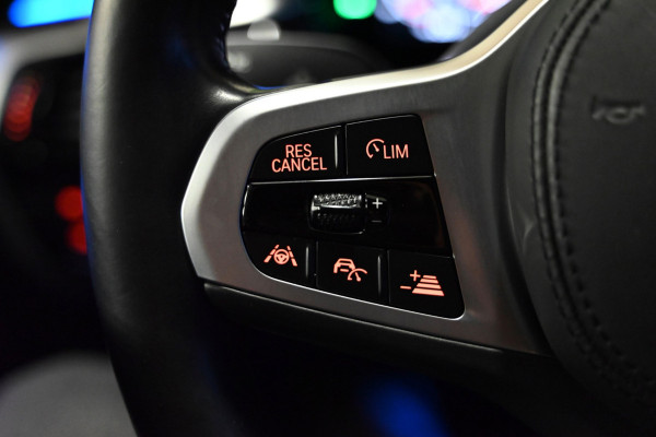 BMW 5 Serie Touring 530i Luxury Line Individual - Bowers & Wilkins - ACC - Nappaleder - Keyless - HUD - Panoramadak