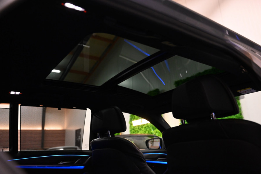 BMW 5 Serie Touring 530i Luxury Line Individual - Bowers & Wilkins - ACC - Nappaleder - Keyless - HUD - Panoramadak