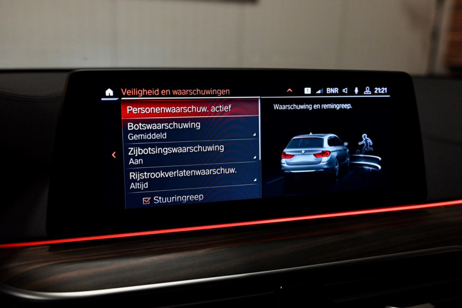 BMW 5 Serie Touring 530i Luxury Line Individual - Bowers & Wilkins - ACC - Nappaleder - Keyless - HUD - Panoramadak