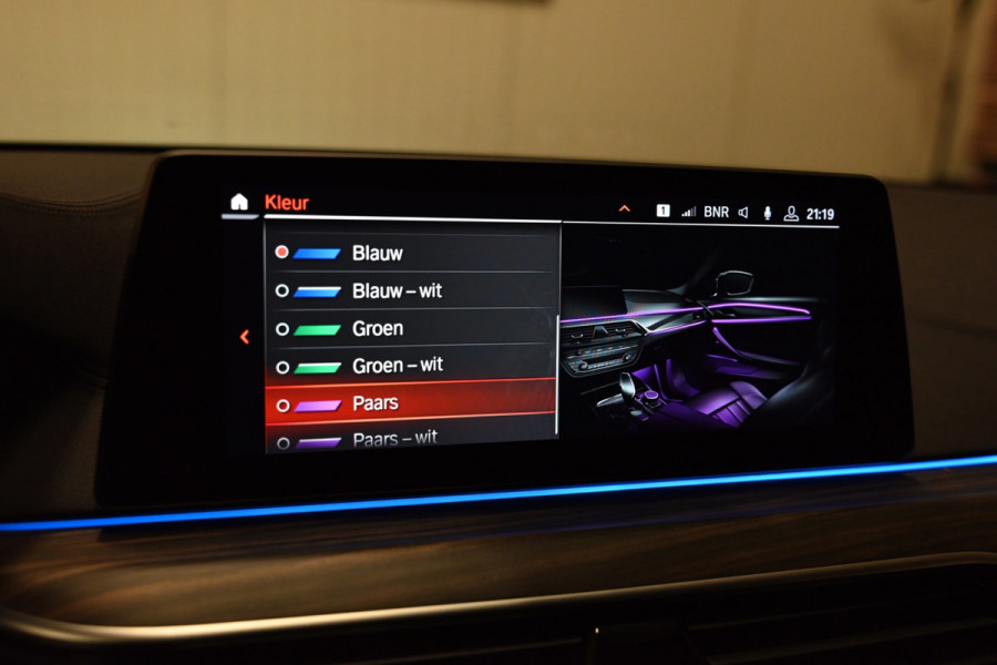 BMW 5 Serie Touring 530i Luxury Line Individual - Bowers & Wilkins - ACC - Nappaleder - Keyless - HUD - Panoramadak