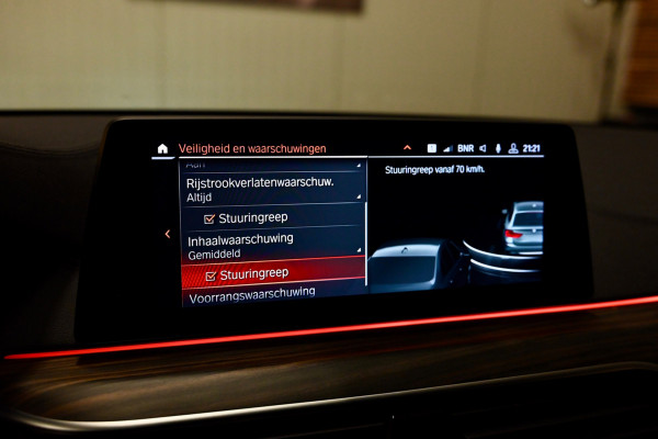 BMW 5 Serie Touring 530i Luxury Line Individual - Bowers & Wilkins - ACC - Nappaleder - Keyless - HUD - Panoramadak