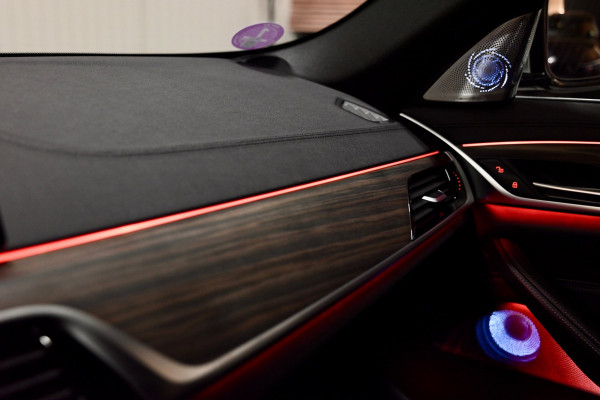 BMW 5 Serie Touring 530i Luxury Line Individual - Bowers & Wilkins - ACC - Nappaleder - Keyless - HUD - Panoramadak