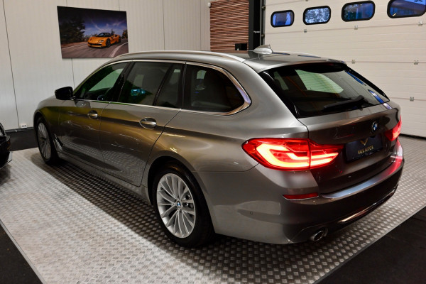 BMW 5 Serie Touring 530i Luxury Line Individual - Bowers & Wilkins - ACC - Nappaleder - Keyless - HUD - Panoramadak