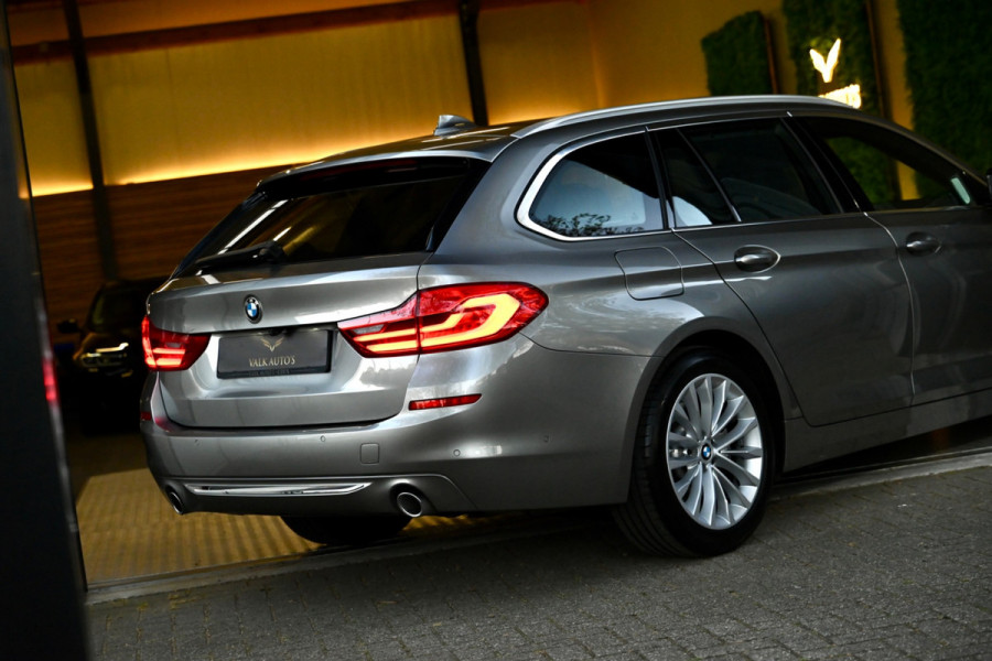 BMW 5 Serie Touring 530i Luxury Line Individual - Bowers & Wilkins - ACC - Nappaleder - Keyless - HUD - Panoramadak