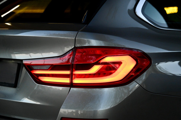 BMW 5 Serie Touring 530i Luxury Line Individual - Bowers & Wilkins - ACC - Nappaleder - Keyless - HUD - Panoramadak