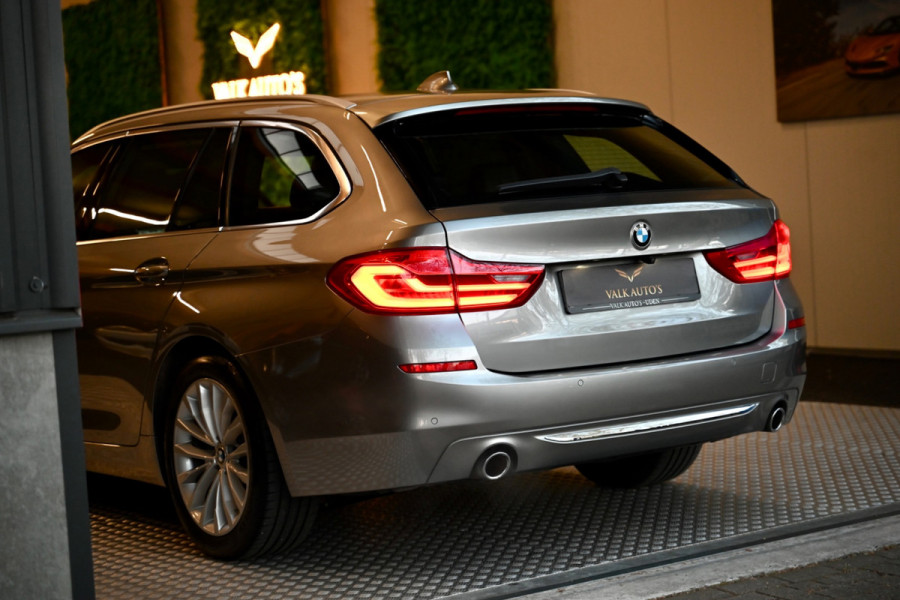 BMW 5 Serie Touring 530i Luxury Line Individual - Bowers & Wilkins - ACC - Nappaleder - Keyless - HUD - Panoramadak