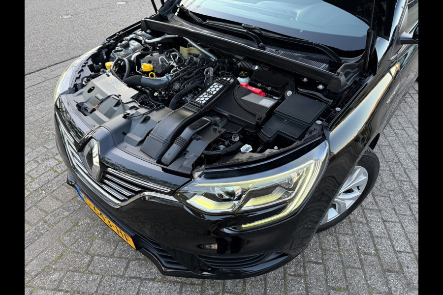 Renault Mégane Estate 1.3 TCe LIMITED 2019 NAVI VOL-LED CARPLAY NAP CLIMA