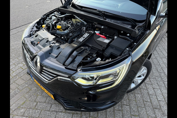 Renault Mégane Estate 1.3 TCe LIMITED 2019 NAVI VOL-LED CARPLAY NAP CLIMA