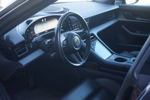 Porsche Taycan Sport Turismo Performance Plus 93KWH