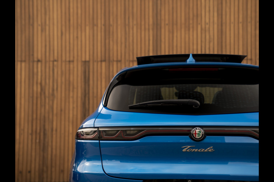 Alfa Romeo Tonale 1.3T PHEV 280pk Veloce | Full option | Pano-dak | Stoelventilatie | Harman/Kardon