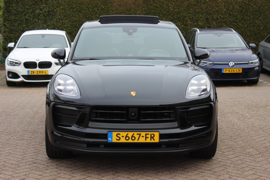 Porsche Macan 2.0 / Panoramadak / Camera / Carbon intr. / Matrix LED / Leder / 21'' / Sportchrono / Bose / CarPlay / Stoelventilatie+Verwarming / Stuurverwarming / Dodehoek / DAB / ACC