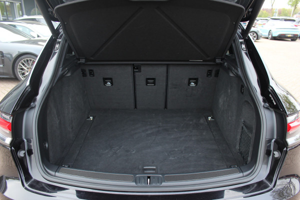 Porsche Macan 2.0 / Panoramadak / Camera / Carbon intr. / Matrix LED / Leder / 21'' / Sportchrono / Bose / CarPlay / Stoelventilatie+Verwarming / Stuurverwarming / Dodehoek / DAB / ACC