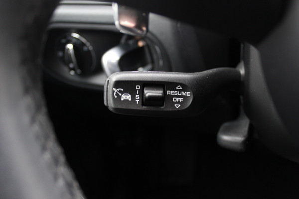 Porsche Macan 2.0 / Panoramadak / Camera / Carbon intr. / Matrix LED / Leder / 21'' / Sportchrono / Bose / CarPlay / Stoelventilatie+Verwarming / Stuurverwarming / Dodehoek / DAB / ACC