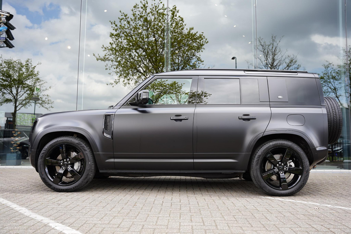 Land Rover Defender 110 P 400 E 100 X-Dynamic HSE GERESERVEERD