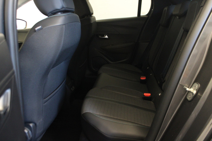 Peugeot 208 1.2 PureTech 100 Allure *Koningsdag open*