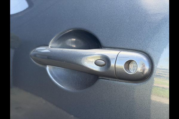 Renault Clio 0.9 TCe Limited 2e Eigenaar,Navi,Keyless.Airco,Cruise,Lm velgen,Pdc,N.A.P,Apk tot 04-2027