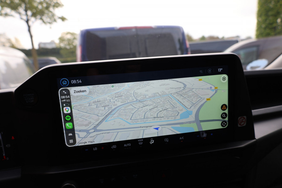 Ford Transit Custom 2.0 TDCI L2H1 DC | DUBBEL CABINE | BPM VRIJ | CARPLAY | NAVIGATIE | CAMERA | PDC V+A | TREKHAAK | LEDEREN BEKLEDING | EURO 6 | BPM VRIJ | 6-ZITTER | DEALER ONDERHOUDEN