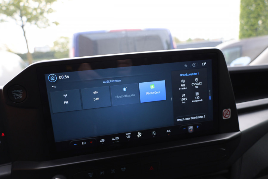 Ford Transit Custom 2.0 TDCI L2H1 DC | DUBBEL CABINE | BPM VRIJ | CARPLAY | NAVIGATIE | CAMERA | PDC V+A | TREKHAAK | LEDEREN BEKLEDING | EURO 6 | BPM VRIJ | 6-ZITTER | DEALER ONDERHOUDEN