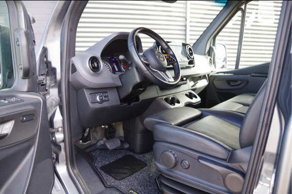 Mercedes-Benz Sprinter 319 3.0 CDI V6 L2H2 MARGE! AUT. LED, LEDER, MBUX 10'', STOELVERWARMING, TREKHAAK, CAMERA, CRUISE, LEDER STUUR, CLIMA