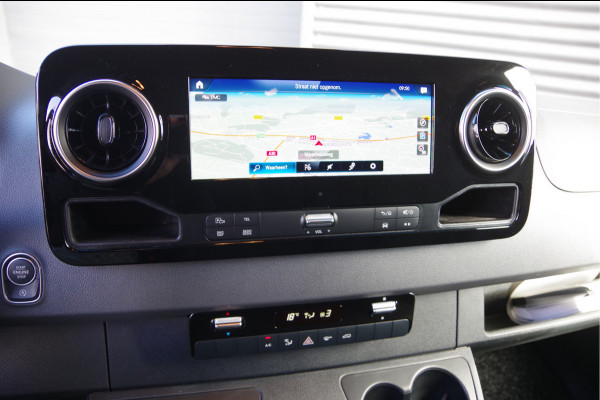 Mercedes-Benz Sprinter 319 3.0 CDI V6 L2H2 MARGE! AUT. LED, LEDER, MBUX 10'', STOELVERWARMING, TREKHAAK, CAMERA, CRUISE, LEDER STUUR, CLIMA
