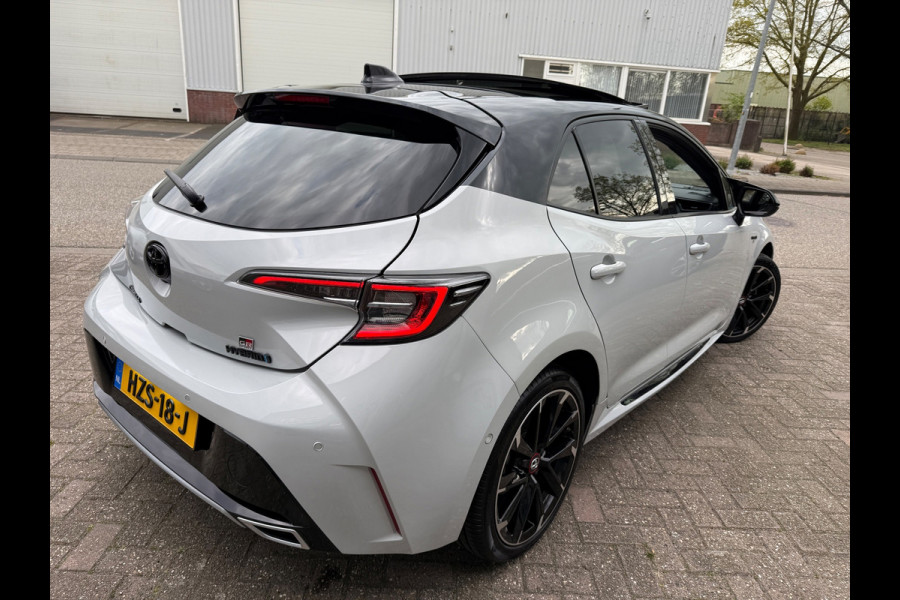 Toyota Corolla 2.0 Hybrid GR-SPORT PLUS 2021 NARDO ACC PANO ALCANTARA LUXE