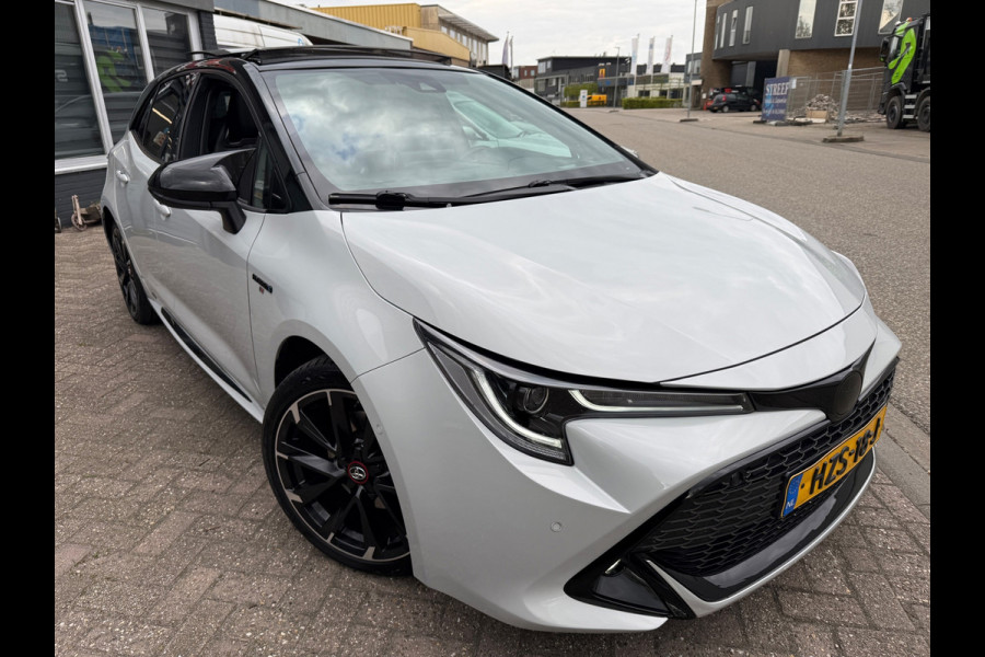 Toyota Corolla 2.0 Hybrid GR-SPORT PLUS 2021 NARDO ACC PANO ALCANTARA LUXE