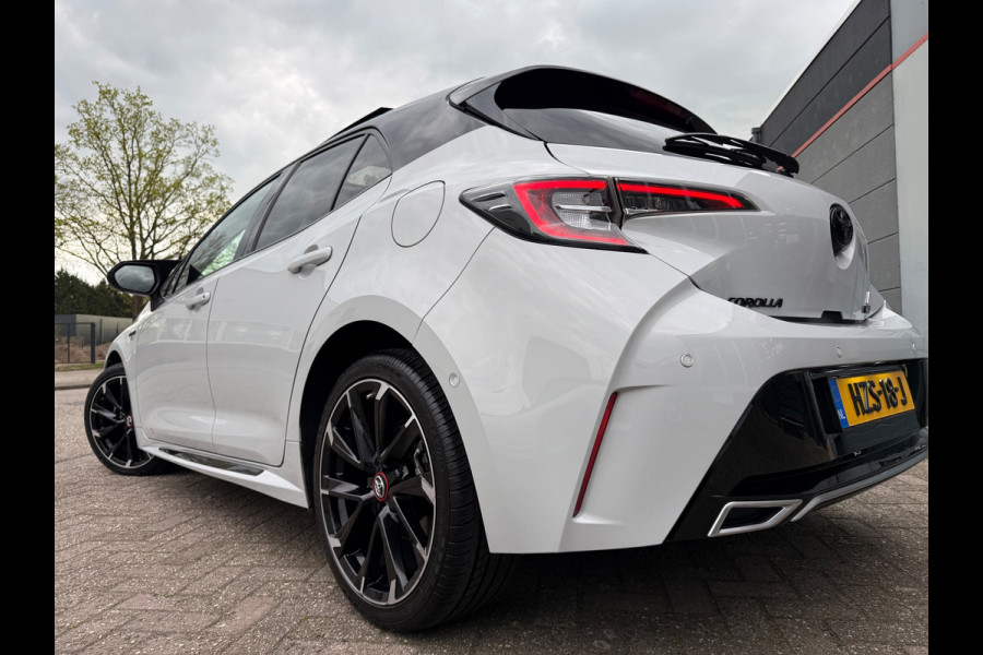 Toyota Corolla 2.0 Hybrid GR-SPORT PLUS 2021 NARDO ACC PANO ALCANTARA LUXE