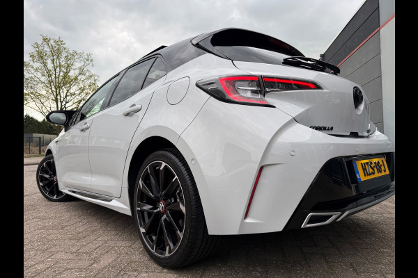 Toyota Corolla 2.0 Hybrid GR-SPORT PLUS 2021 NARDO ACC PANO ALCANTARA LUXE