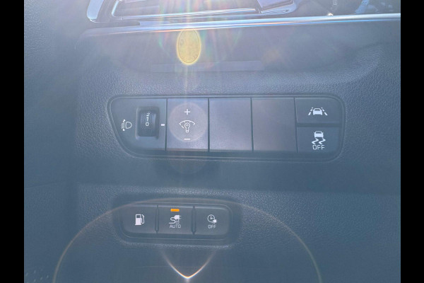 Kia Niro 1.6 GDi PHEV DYNAMIC LINE CAMERA/NAVI/SCHUIFDAK