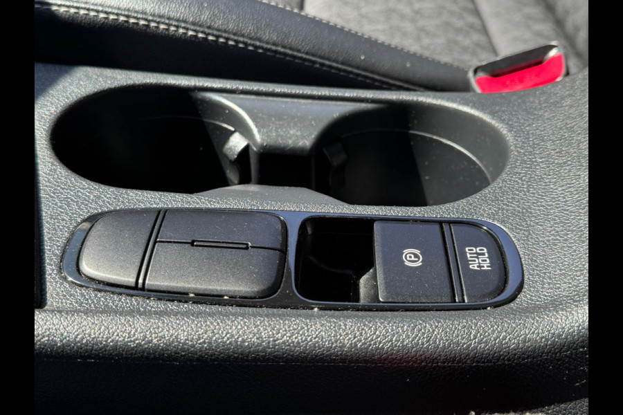 Kia Niro 1.6 GDi PHEV DYNAMIC LINE CAMERA/NAVI/SCHUIFDAK