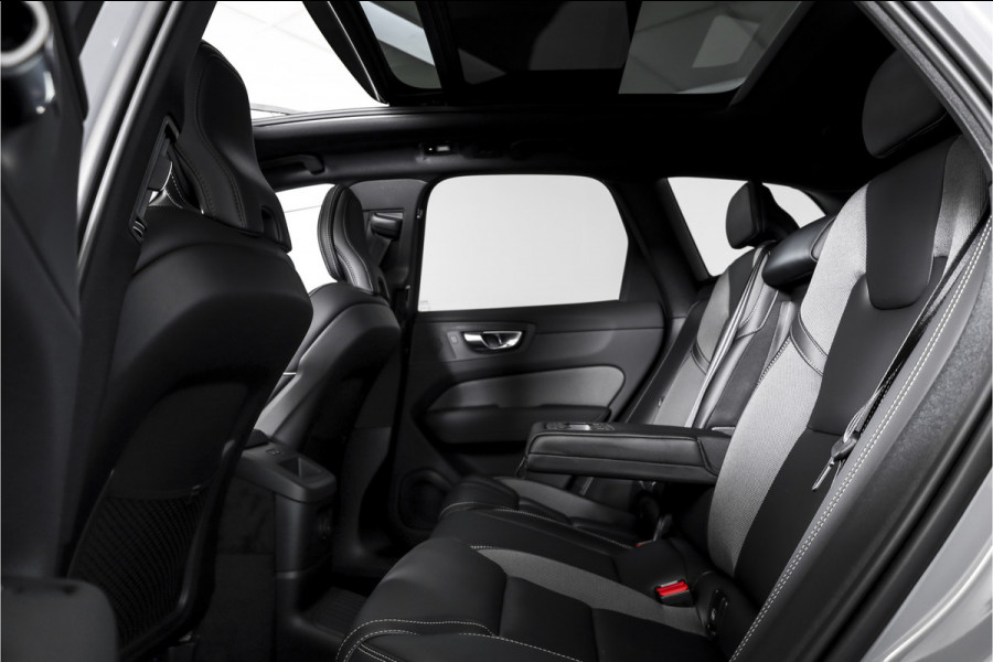 Volvo XC60 2.0 T6 Plug-in hybrid AWD Ultra Black Edition | S/K Panodak | Head-up | 360 Camera | Harman/Kardon | Dig. Cockpit | Adapt. Cruise | Stoel-+Stuurverw. | NAV+App.Connect | ECC | LM 21" | 1498