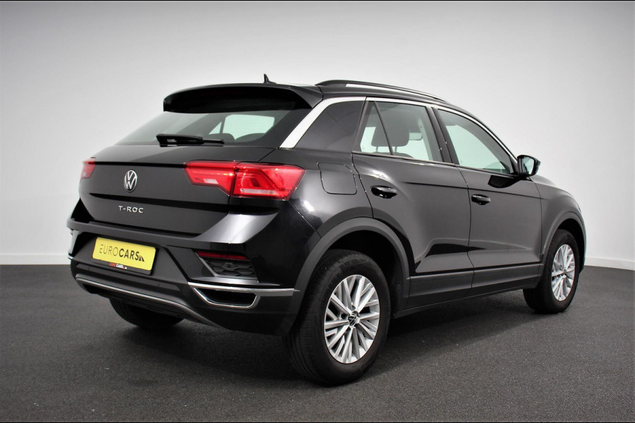 Volkswagen T-Roc 1.5 TSI 150pk DSG Style Team | Navigatie | Climate Control | DAB | Adaptive Cruise control | Elektrisch bedienbare achterklep |