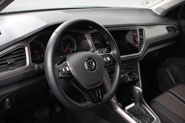 Volkswagen T-Roc 1.5 TSI 150pk DSG Style Team | Navigatie | Climate Control | DAB | Adaptive Cruise control | Elektrisch bedienbare achterklep |