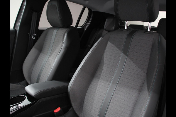 Peugeot 208 1.2 100pk Turbo Allure Pack Navigatie Camera Climate Control Digitale Cockpit Parkeer Sensoren Dab Led Lichtmetalen Velgen Cruise Control Led